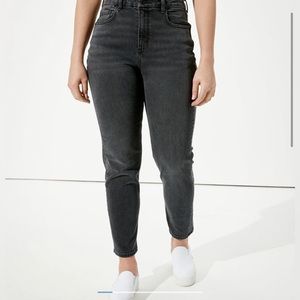 American eagle mom jeans